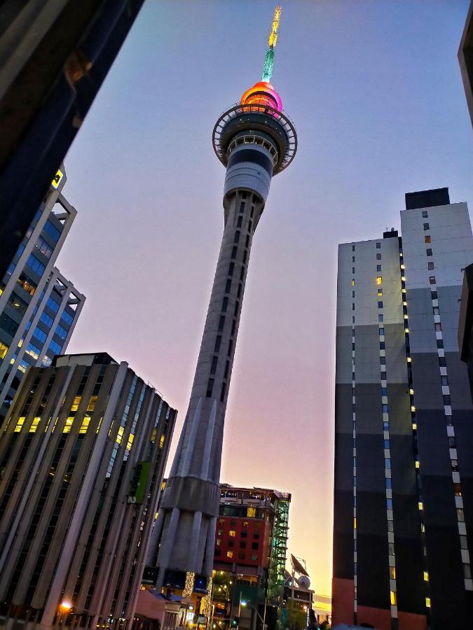 Surf 'N' Snow Backpackers Hostel Auckland Exterior photo