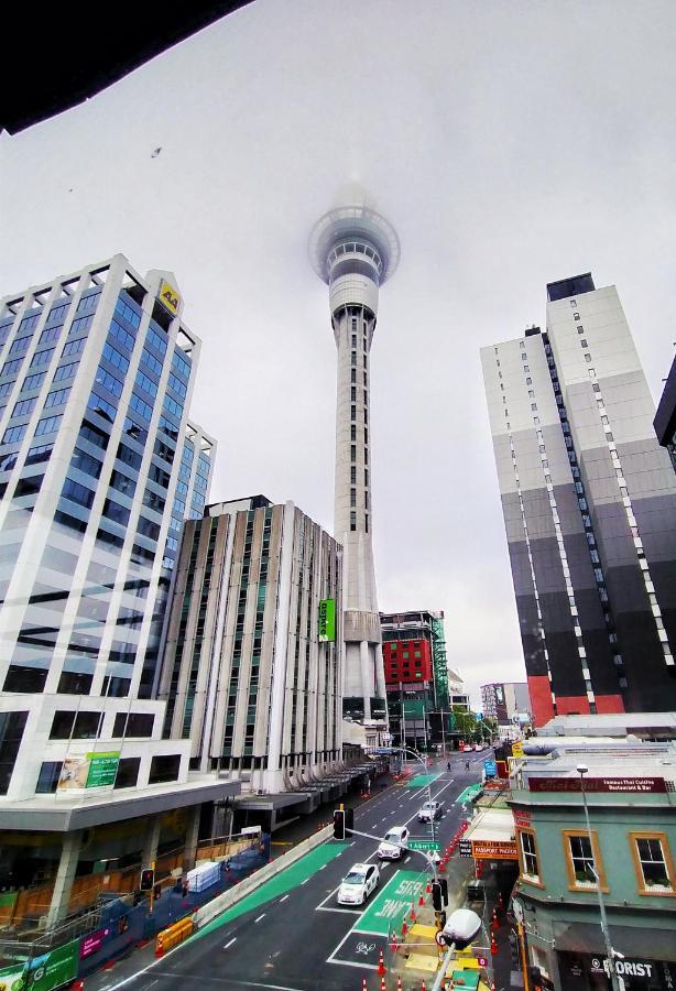 Surf 'N' Snow Backpackers Hostel Auckland Exterior photo