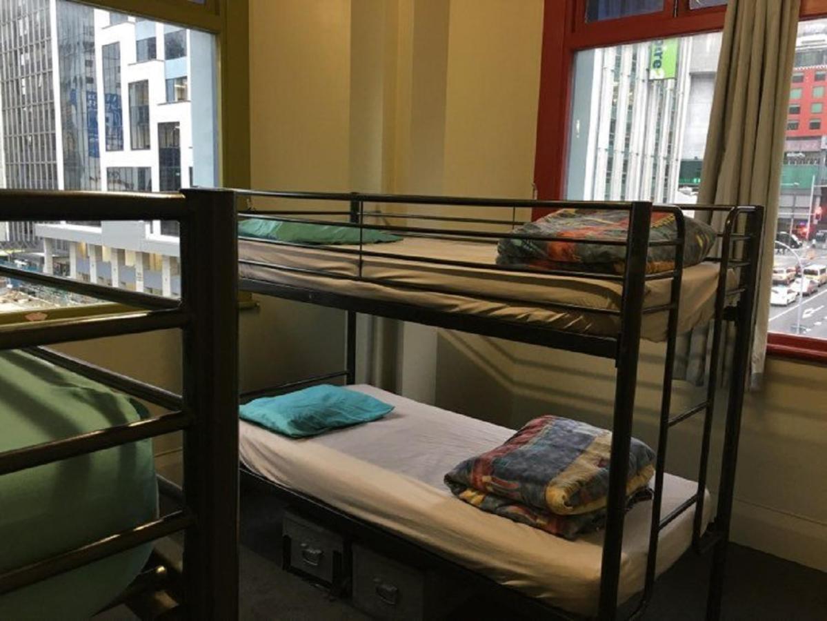 Surf 'N' Snow Backpackers Hostel Auckland Exterior photo