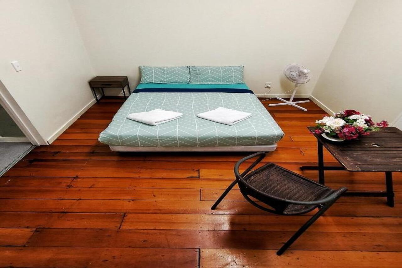 Surf 'N' Snow Backpackers Hostel Auckland Exterior photo